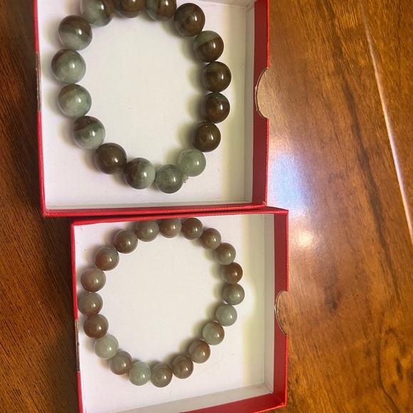 Jade bracelets - Picture 3 of 4